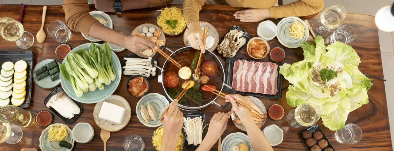 Try these 10 family-friendly Thai Dining Destinations in honor of Family Day!